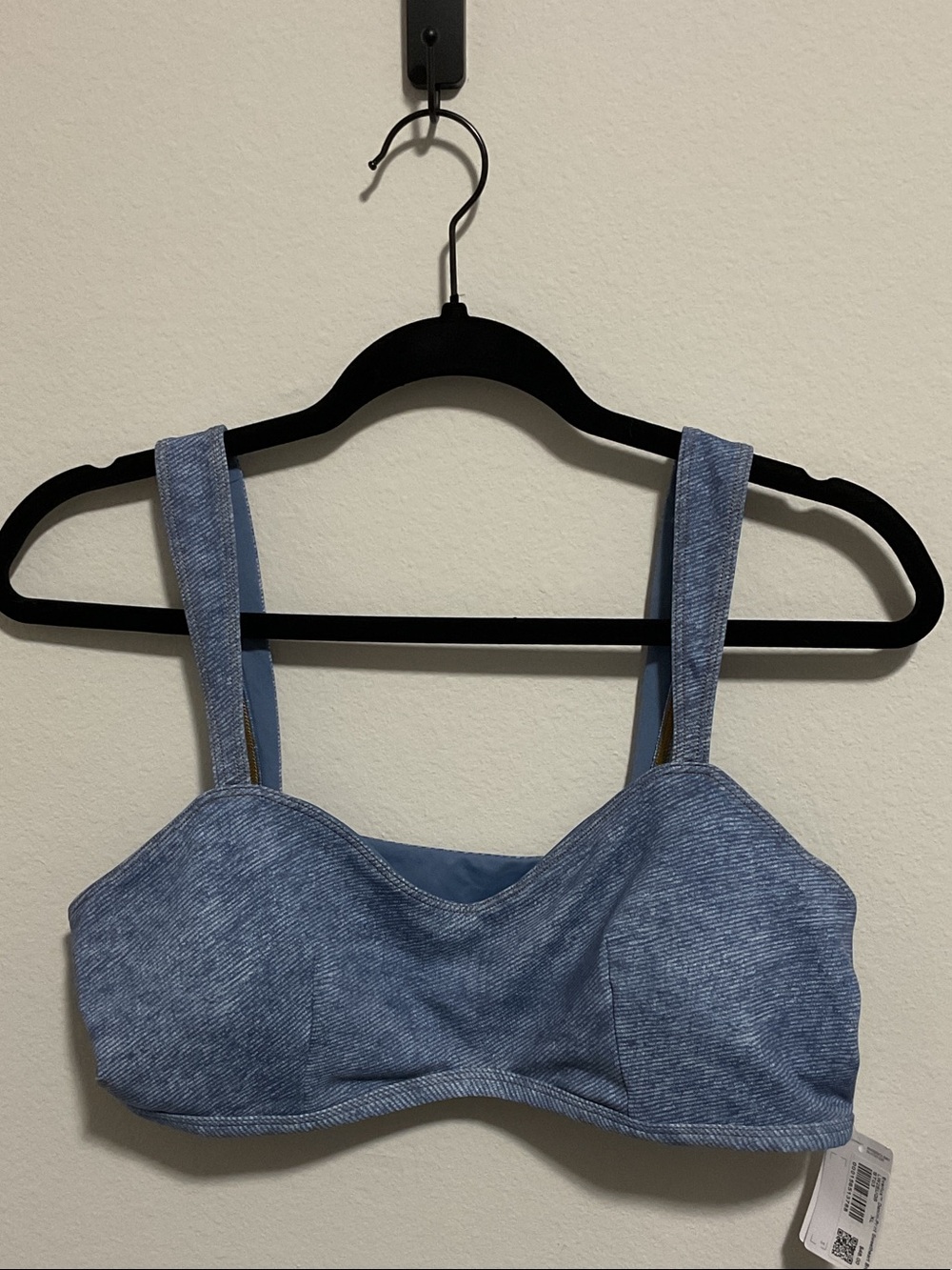 Lululemon Everlux Denim-Print Sweetheart Bra

I accept reasonable offers!🎀